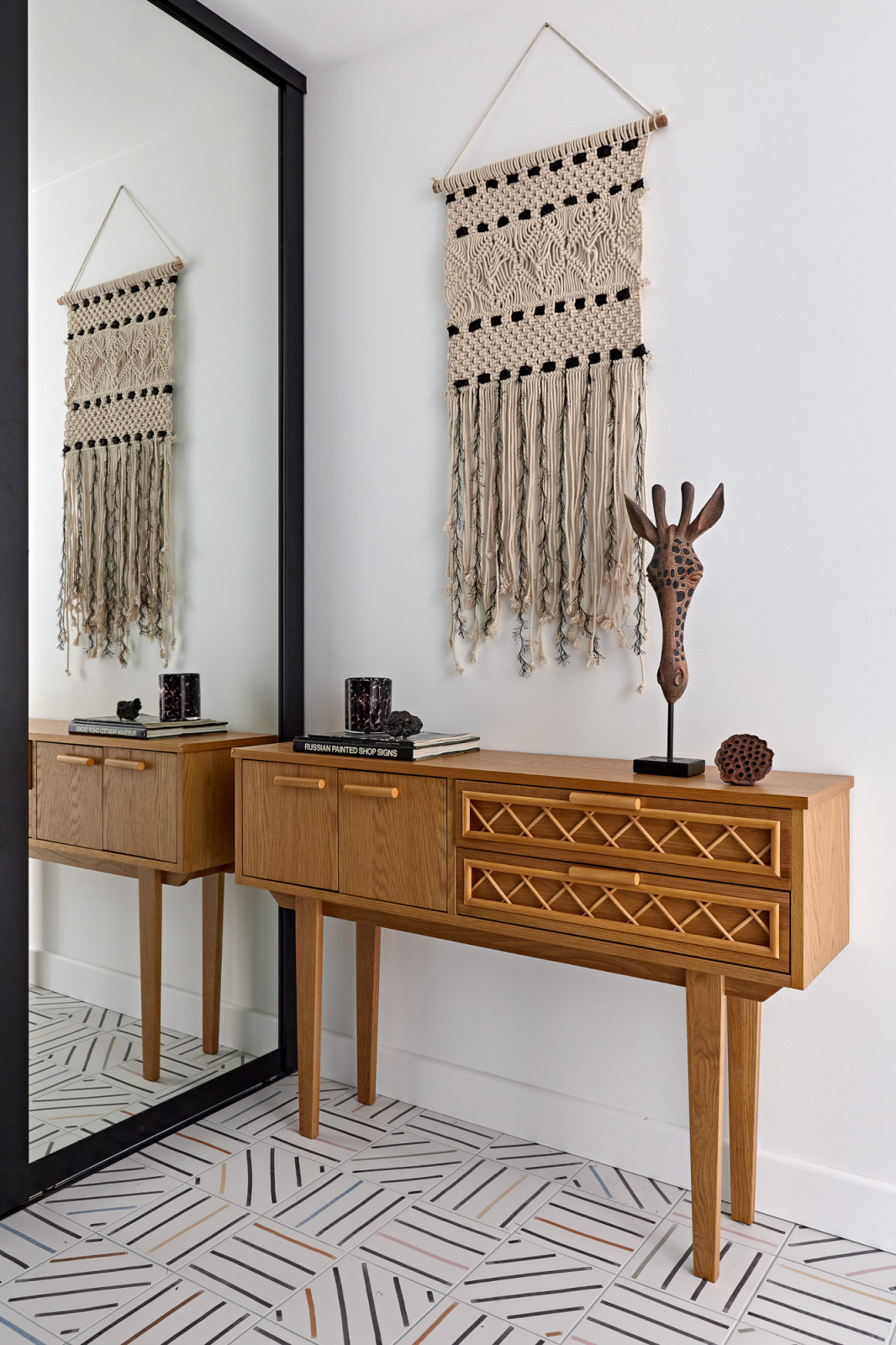 Тигр на терракоте