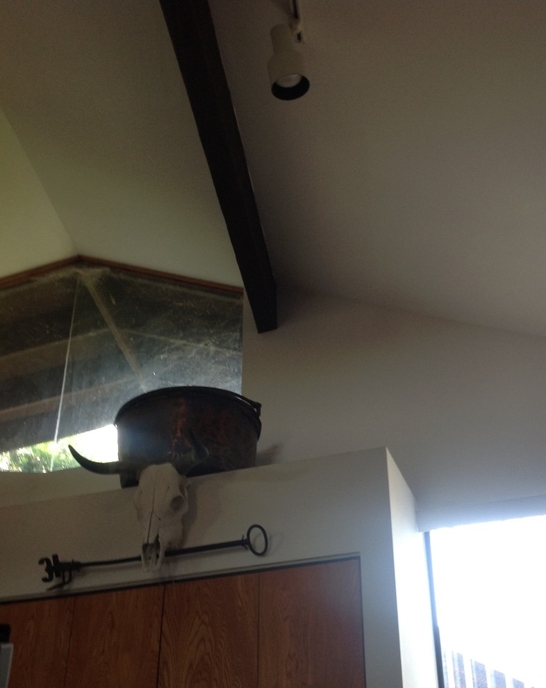 Stove on island without any ventilation