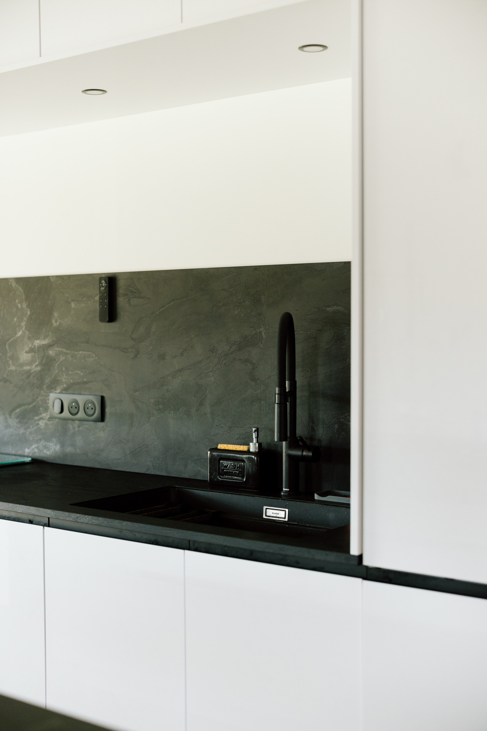 Rénovation Complète et Nouvelle Identité pour une Maison Individuelle