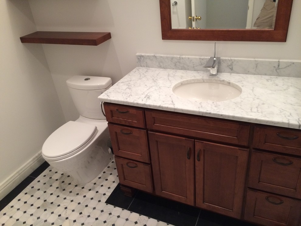 Bathroom - transitional bathroom idea