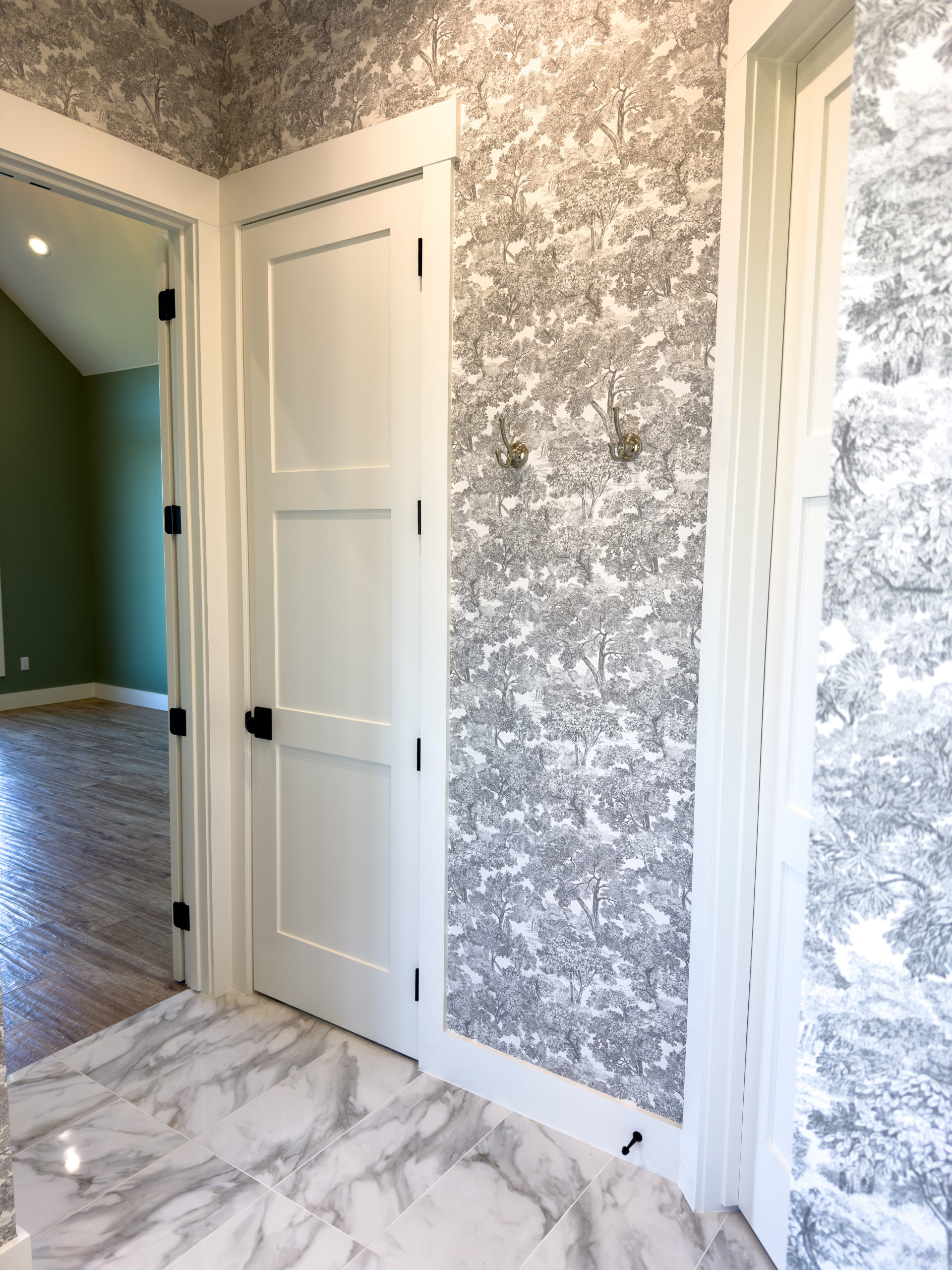 Primary Bathroom Details