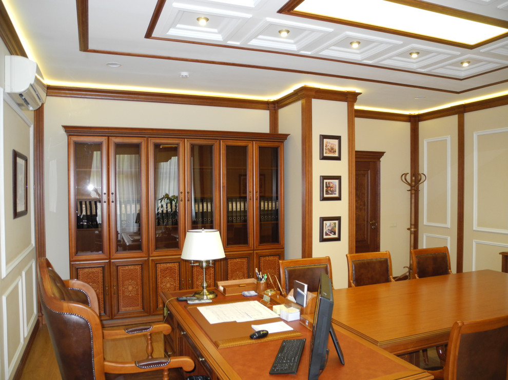 Кабинет в классическом стиле