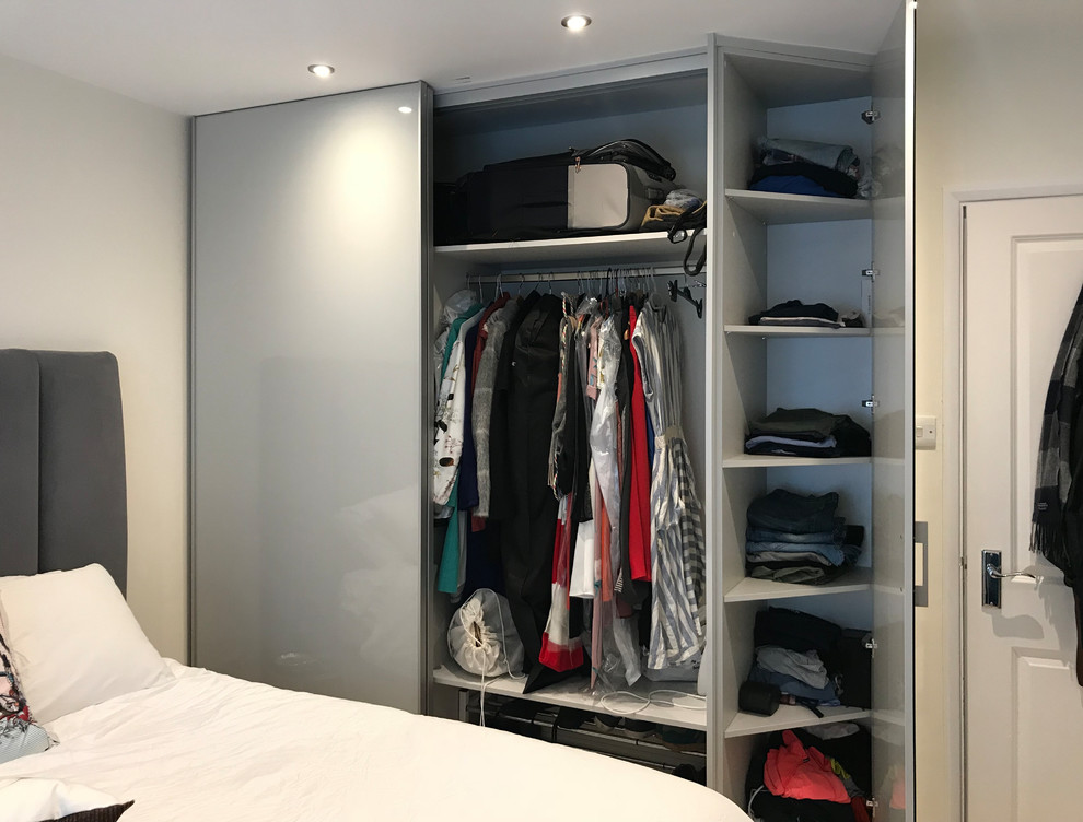 Bespoke Fitted Sliding Wardrobe