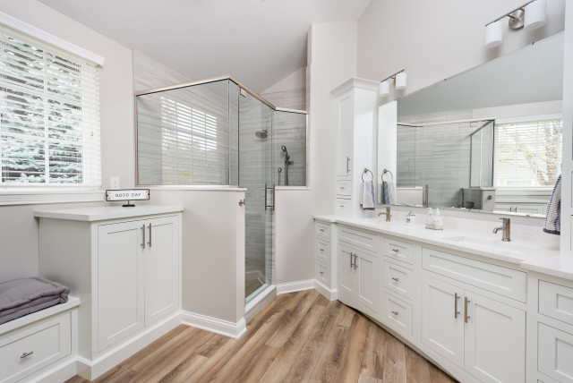 Serene Master Bathroom stanza-da-bagno