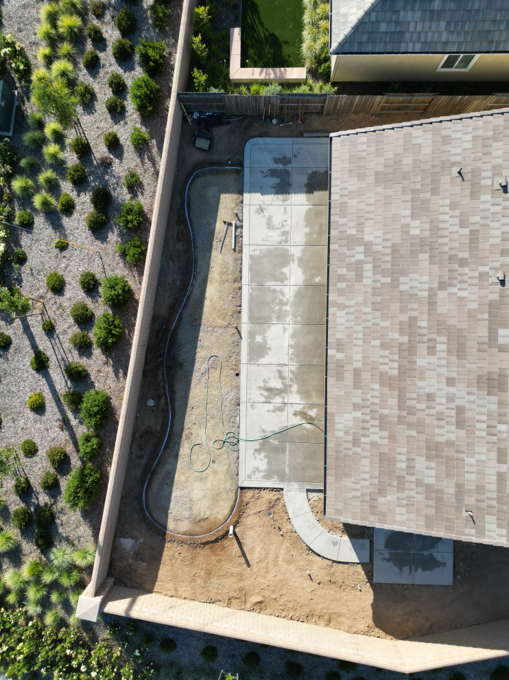 Roseville Backyard Turf and Concrete