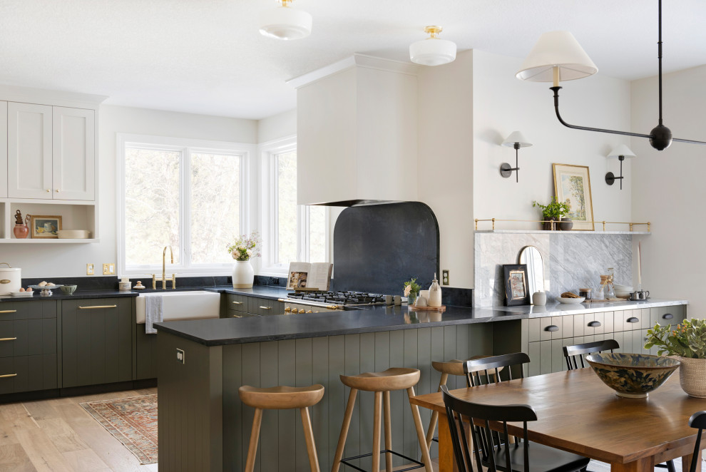 Transitional kitchen photo in Minneapolis