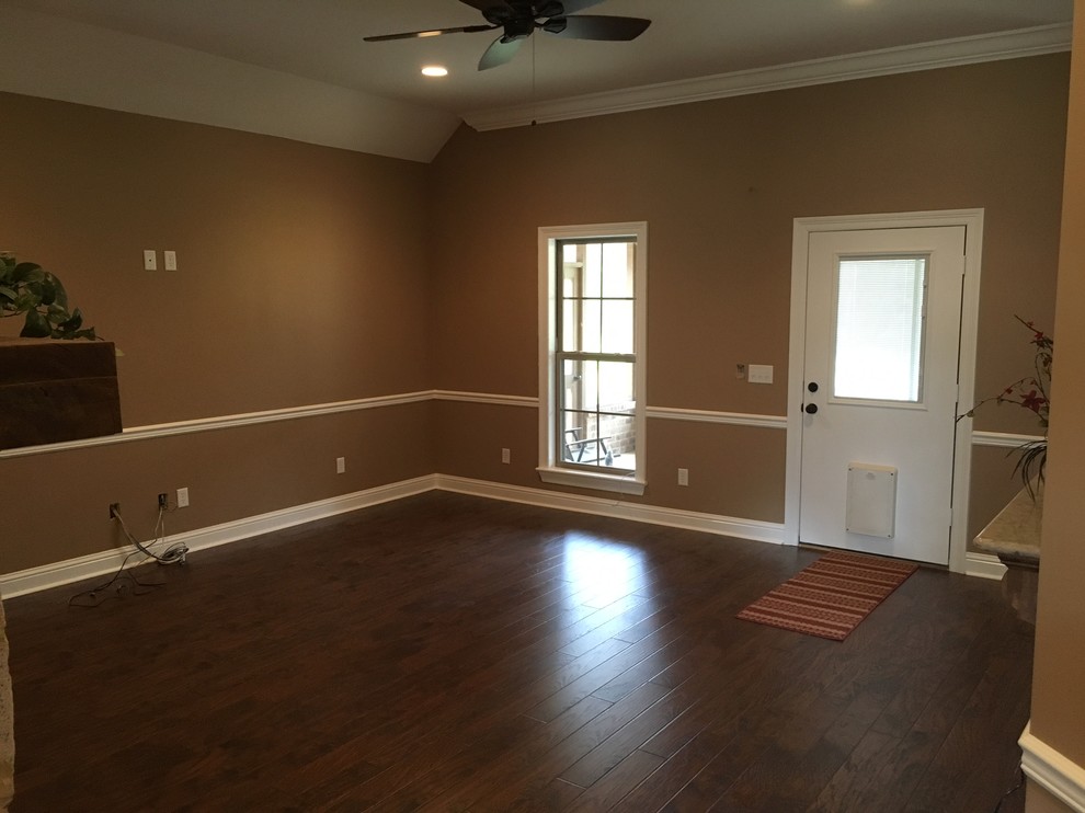Inspiration for a transitional entryway remodel in Jackson