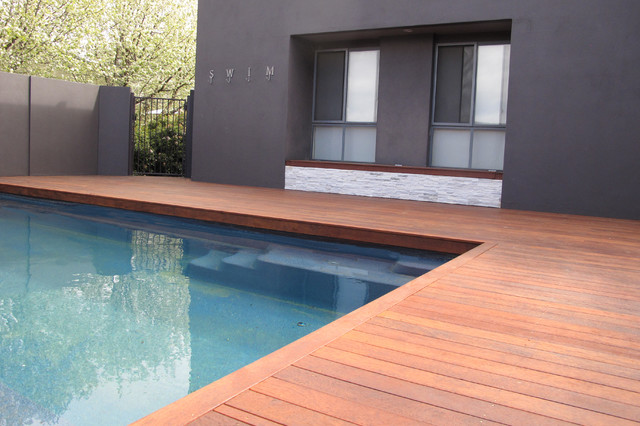 Nicholls contemporary-traedaeck