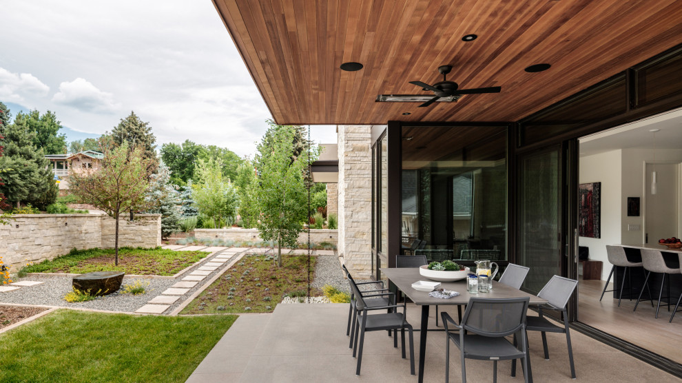 Inspiration for a contemporary house exterior in Denver.