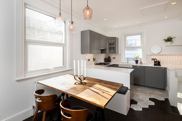 Chic Open Plan Layout nyklassisk-koekken