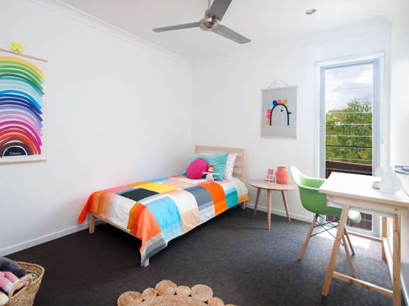 Contemporary bedroom in Brisbane.