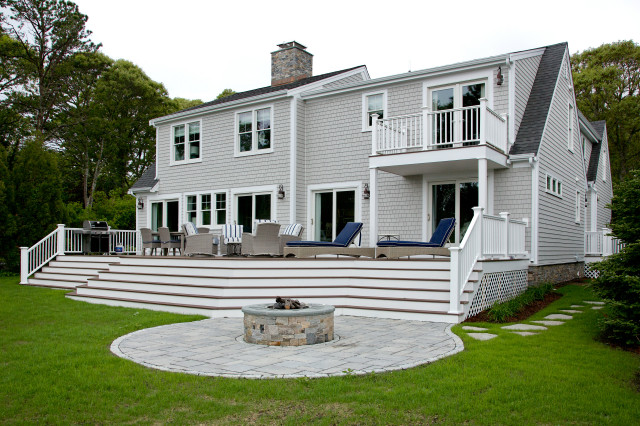 Cape Cod Addition and Remodel costero-terraza-y-balcon