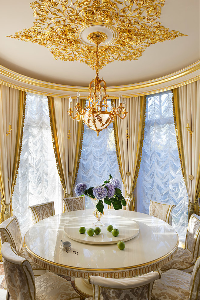 Дом в пригороде Санкт-Петербурга