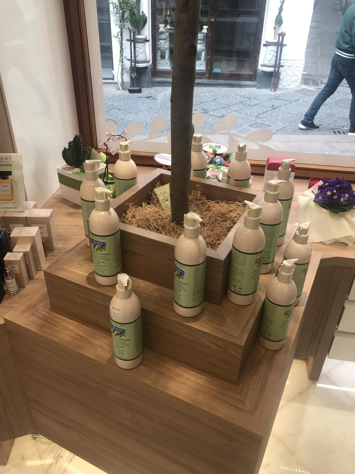 Farmacia Quisisana 80 mq