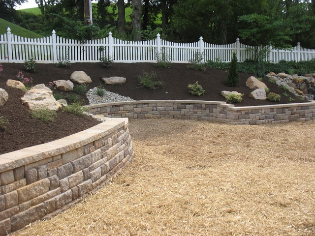 Hardscapes american-traditional-garden