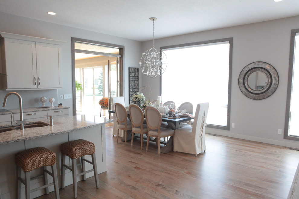 Dining room - transitional dining room idea in Cedar Rapids
