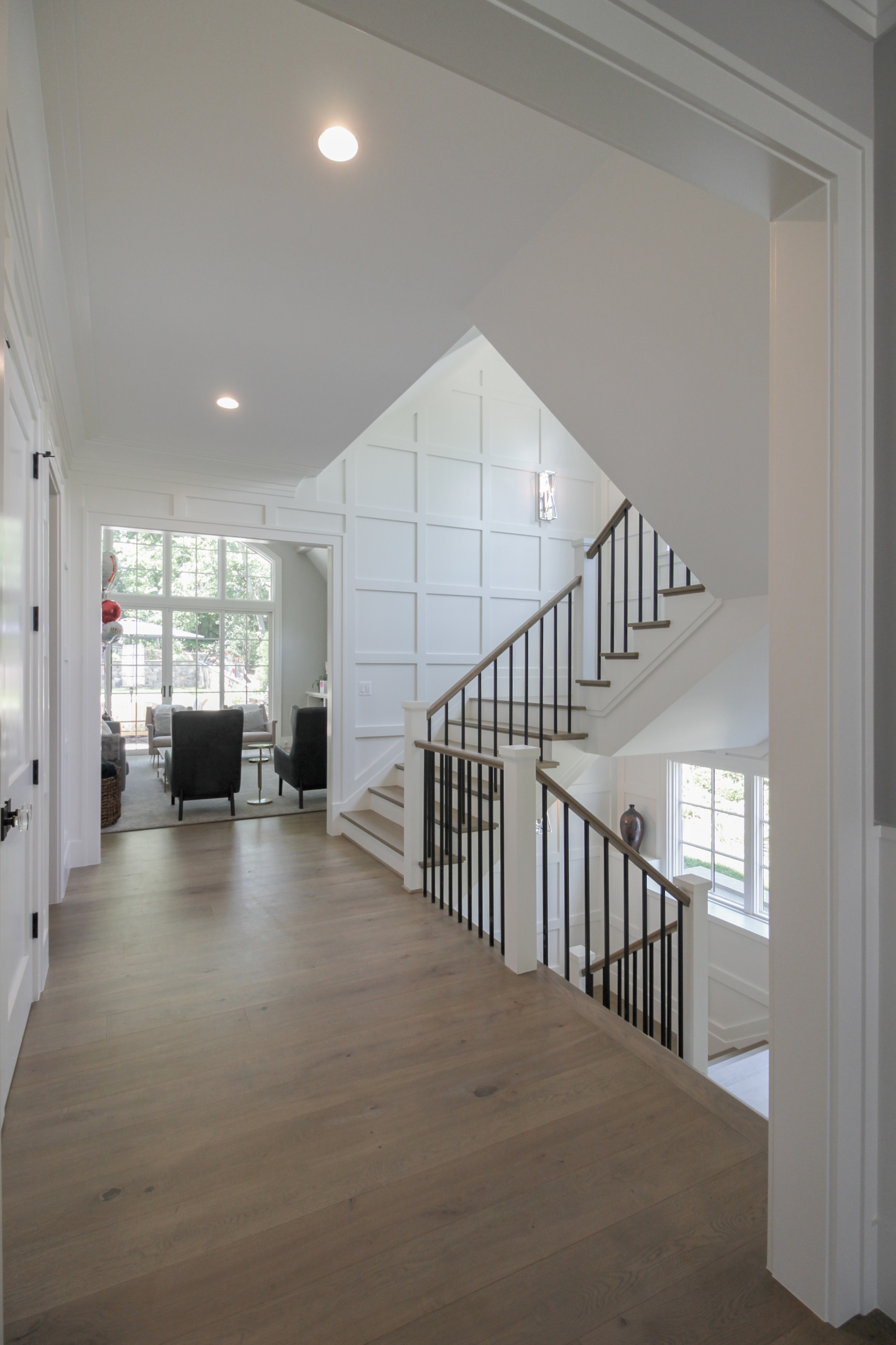 87_Welcoming and Functional Contemporary U-shaped Staircase, Arlington, VA 22207