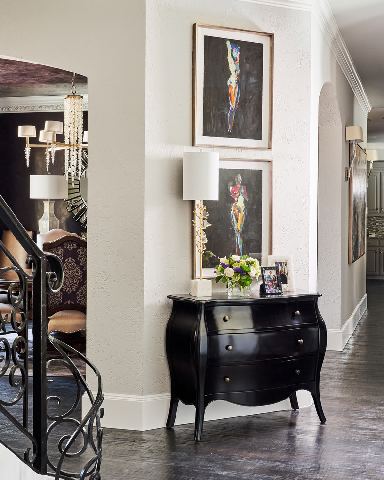 Entryway - transitional entryway idea