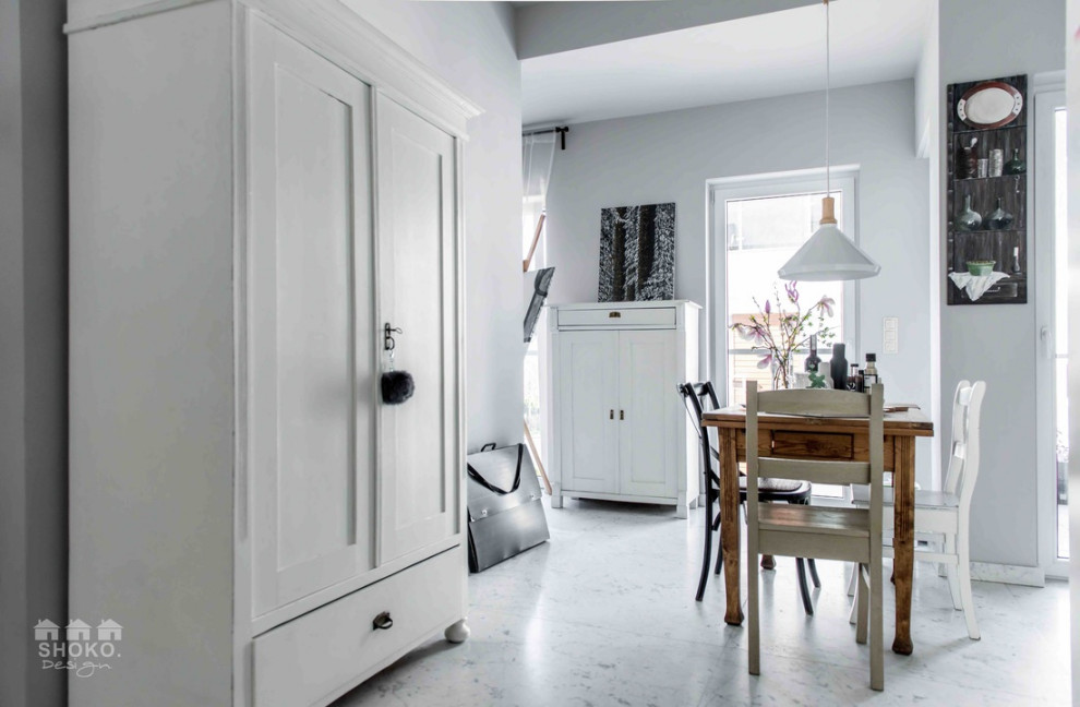 Home design - modern home design idea in New York