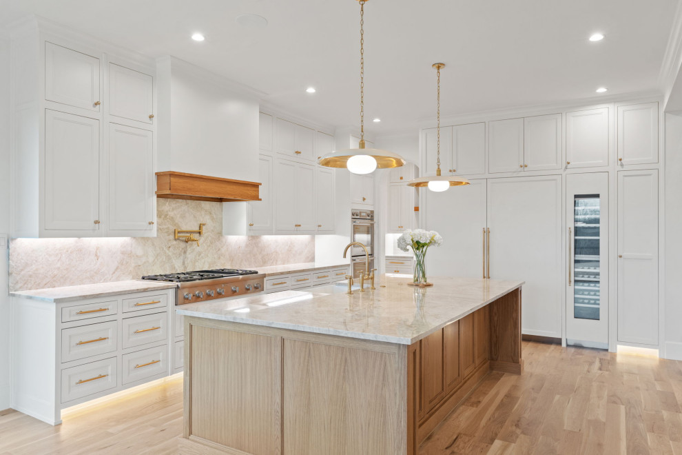 Inspiration for a transitional kitchen remodel in Dallas