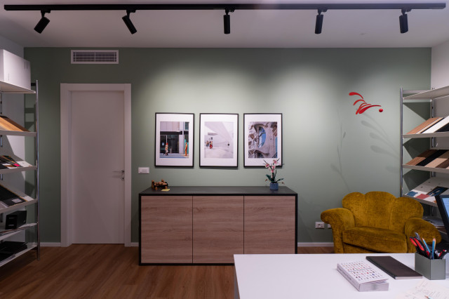 HOME OFFICE a Padova minimalistisch-arbeitszimmer