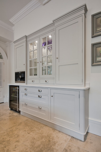 Chic Manor House traditional-kitchen