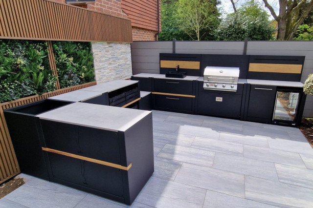 Outdoor kitchen in Besscarr, Doncaster contemporary-courtyard