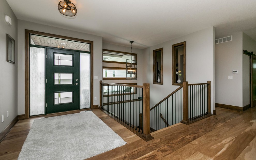 Home design - transitional home design idea