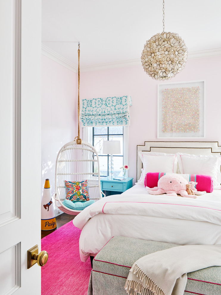 Design ideas for a transitional kids' room for girls in Dallas with pink walls.