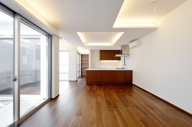 LDKを囲む２つの屋外空間　HNS-House moderne-salon