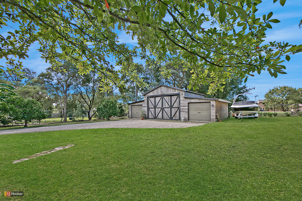 Photo of a large country detached barn in Sydney.