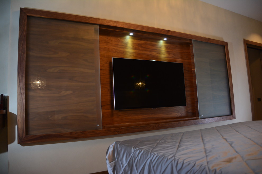 шкафчик для ТВ