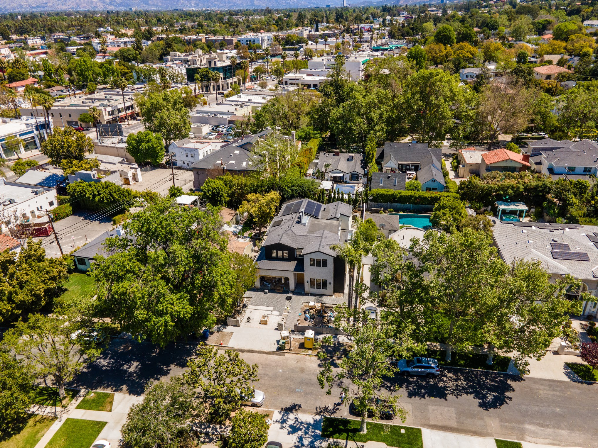 Solar & Roof - Allot Avenue Sherman Oaks