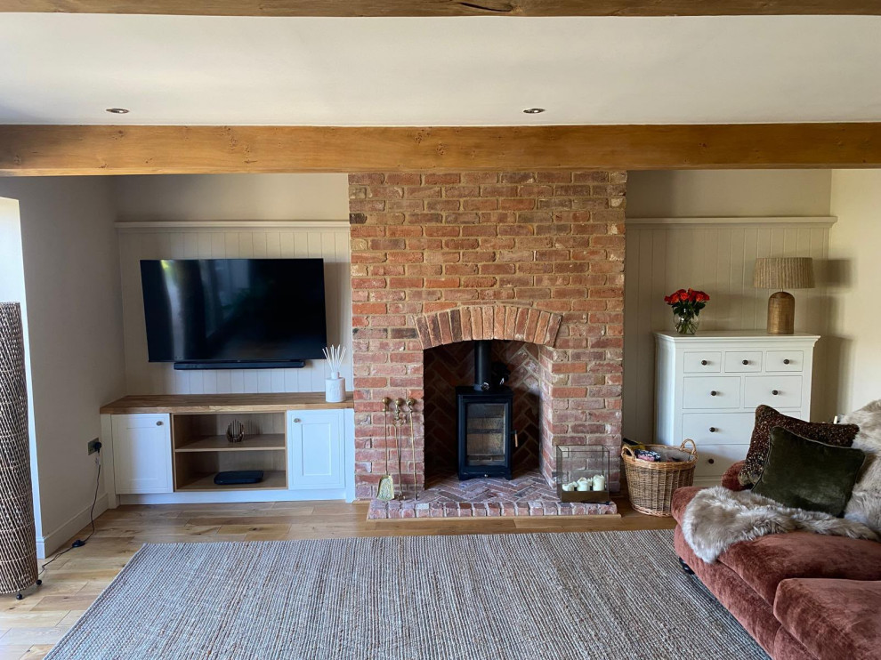 The Grimston Media Unit and panelling - Painswick painted in F&B Wimborne White
