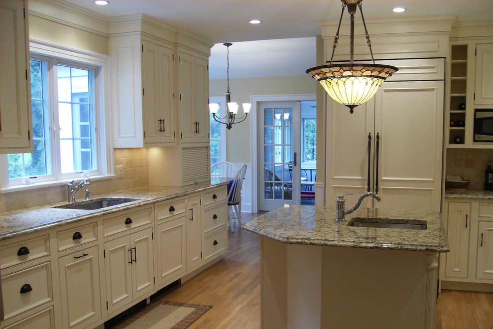 Inspiration for a timeless home design remodel in New York