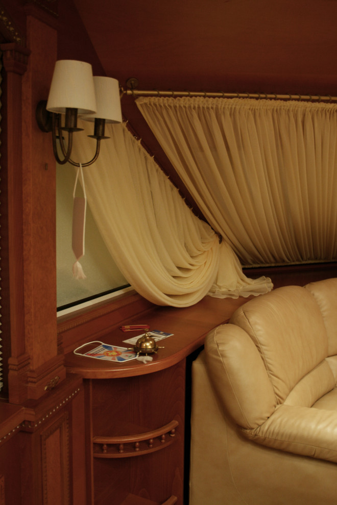 частный теплоход