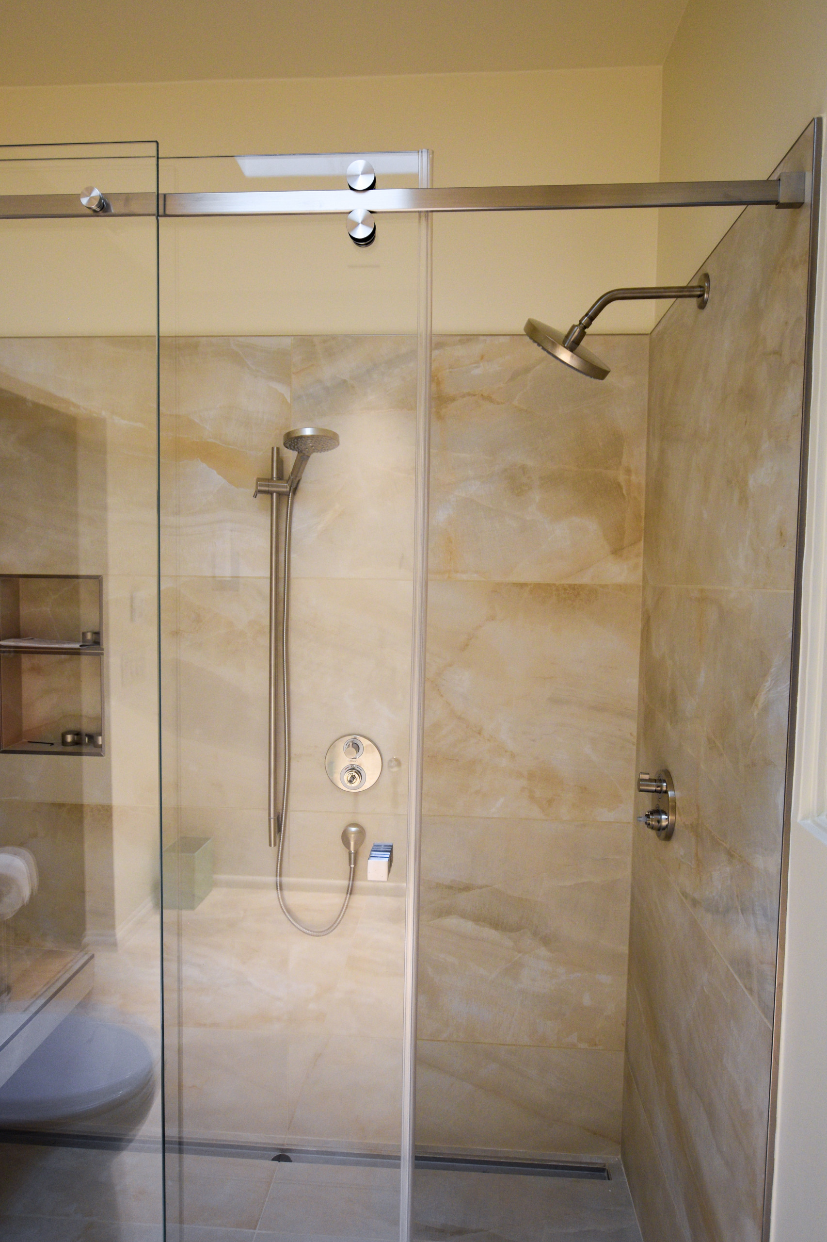 Modern Marble Walk In Shower