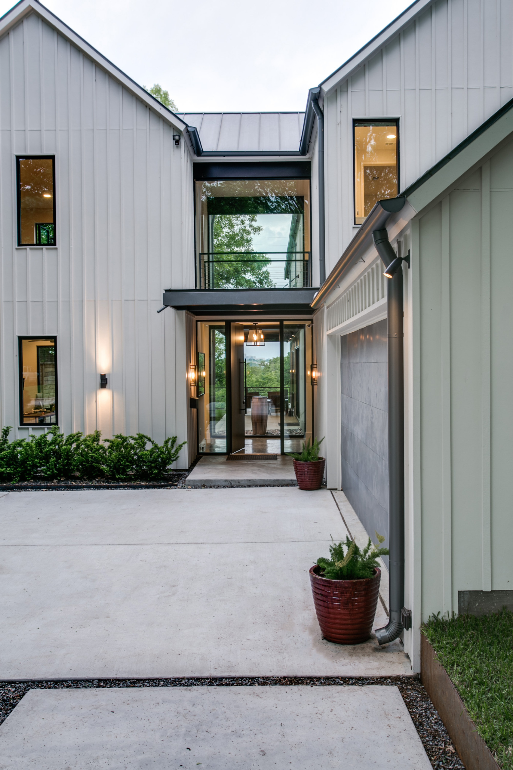 Grey Exterior Home Ideas - Grey Exterior House Renovation Ideas