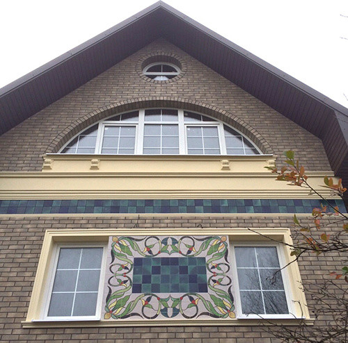 Керамические панно для украшения фасадов, интерьеров.