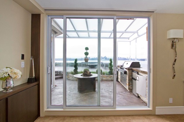 North Shore Penthouse mediterranean-living-room