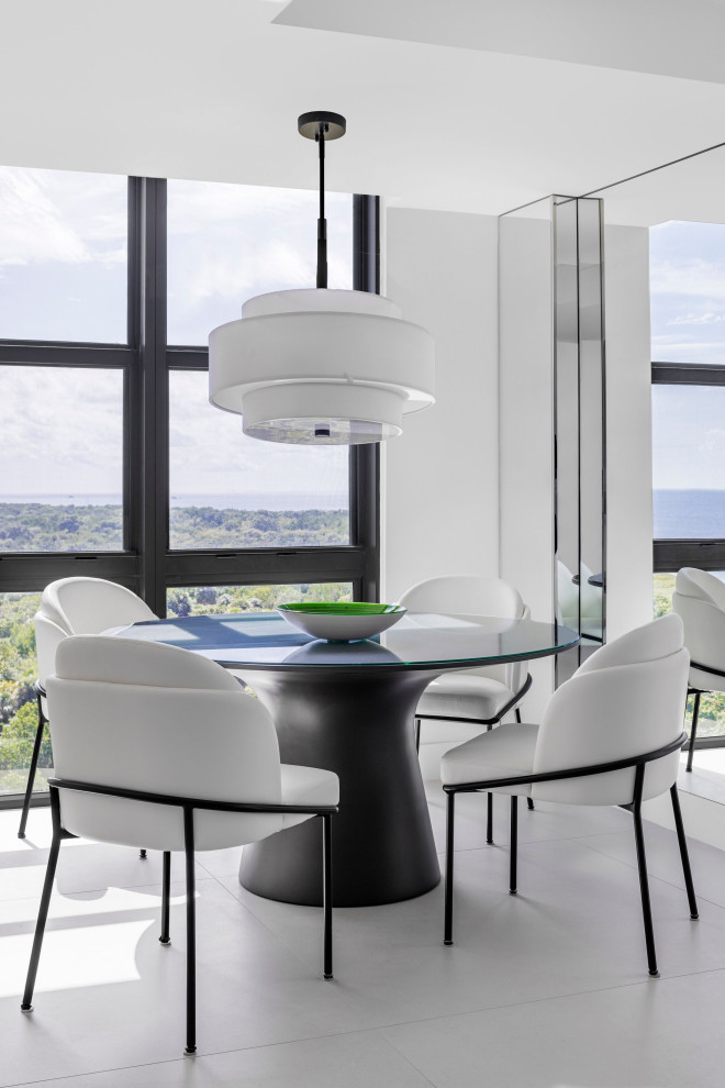 Стильный дизайн: кухня-столовая среднего размера в стиле модернизм с белыми стенами, полом из керамогранита и серым полом - последний тренд