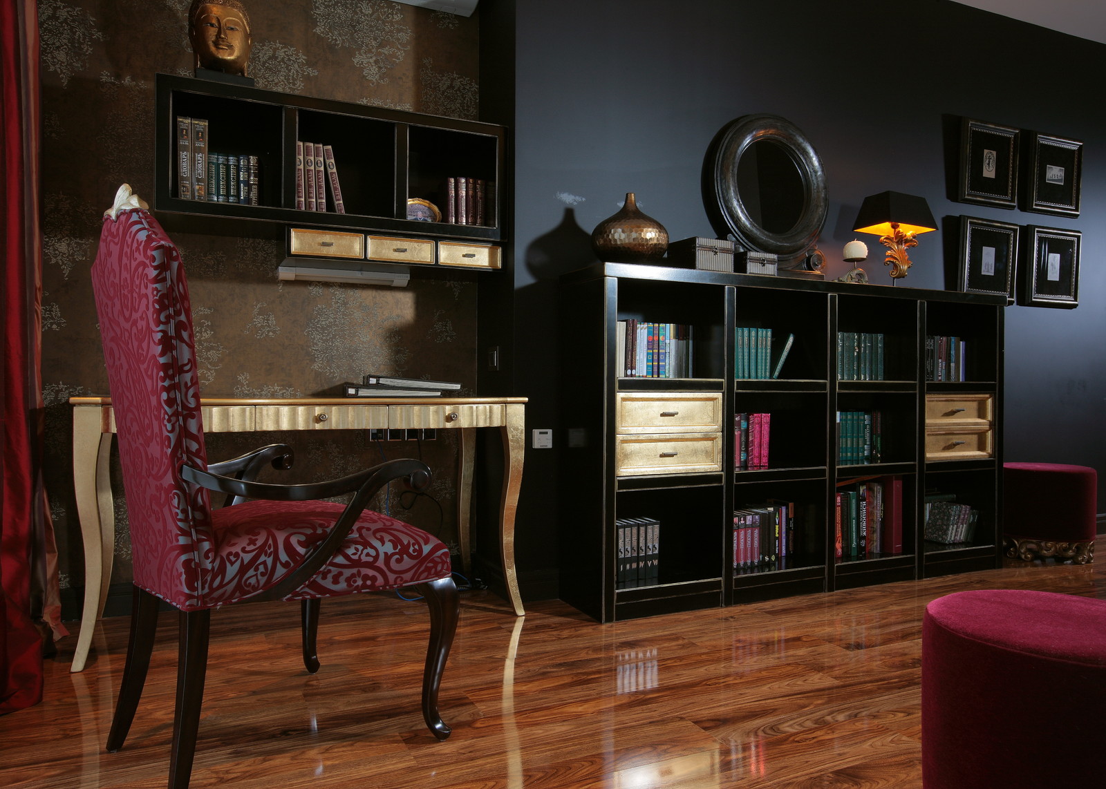 Классика в темных тонах