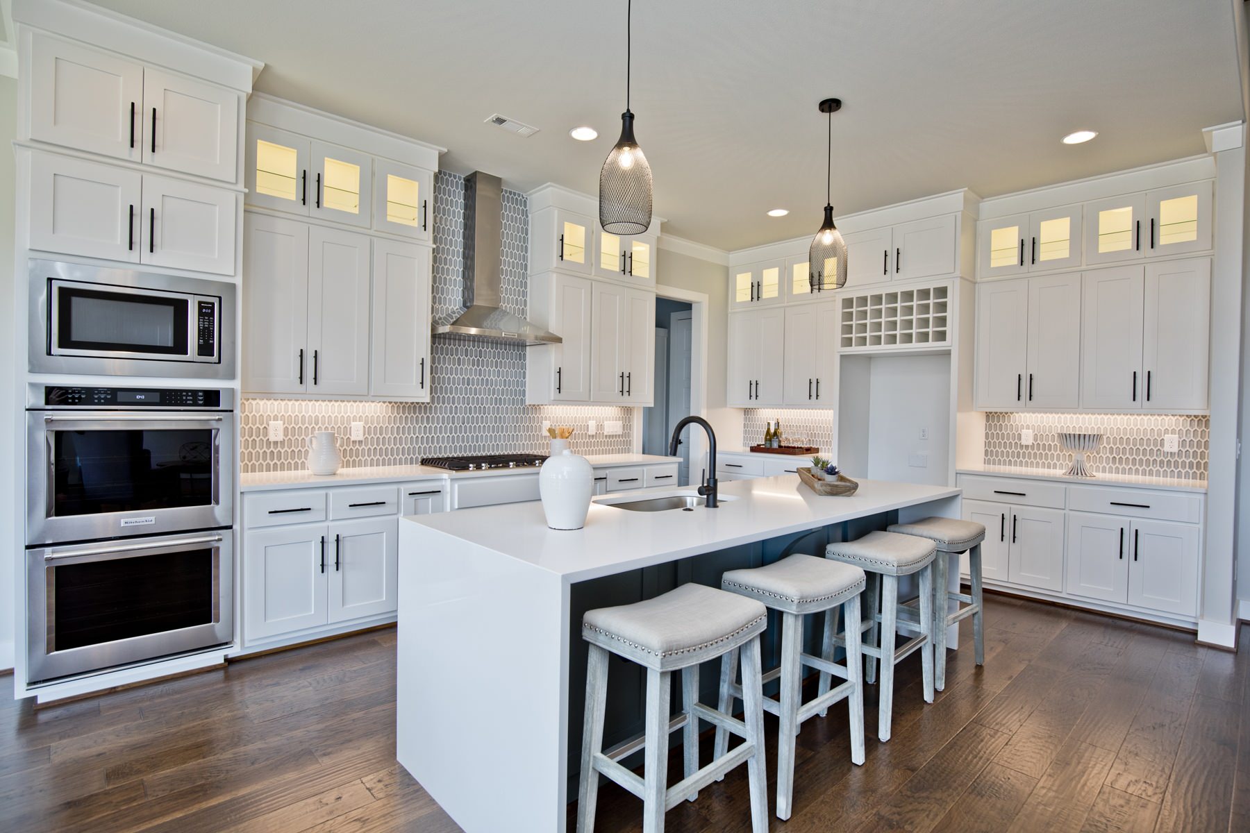 ST142_4306 S 86th Street