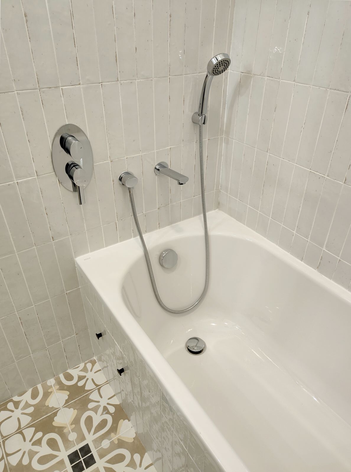 Kairis. Асеновец