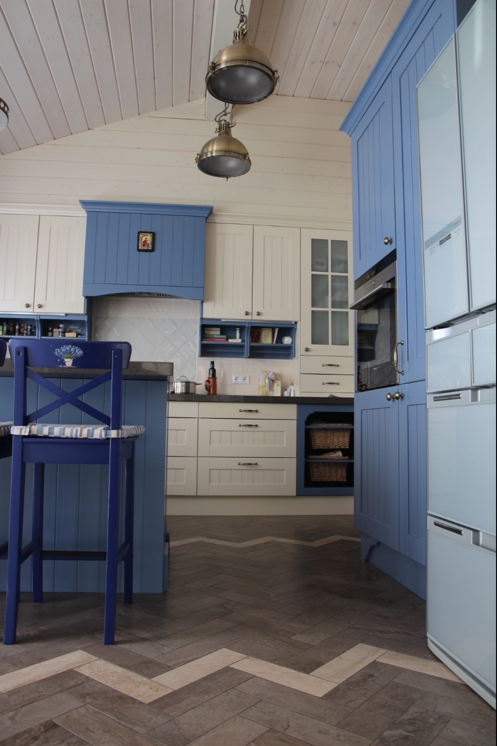 Дом с видом лес