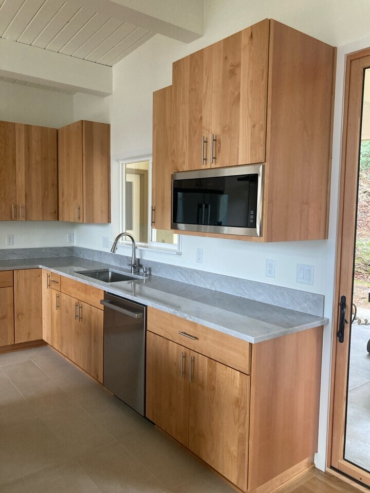 Kitchen Remodel - Mohawk Street