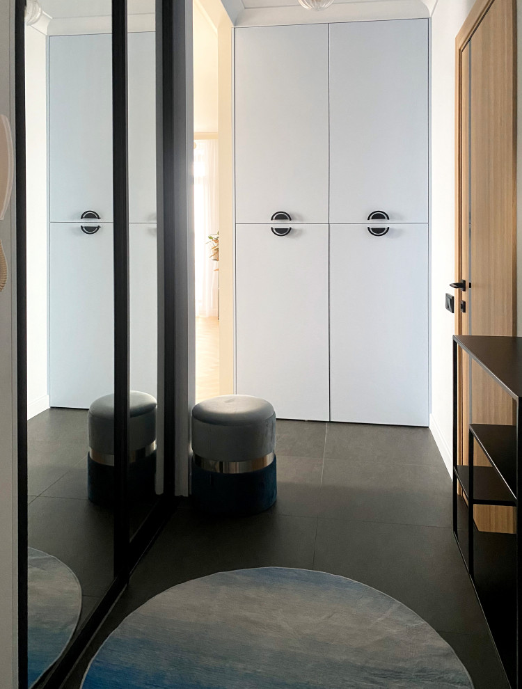 Малые м2 - не помеха комфорта. Смелый и яркий интерьер для молодой семьи