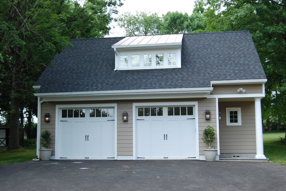 Design ideas for a traditional garage in Philadelphia.