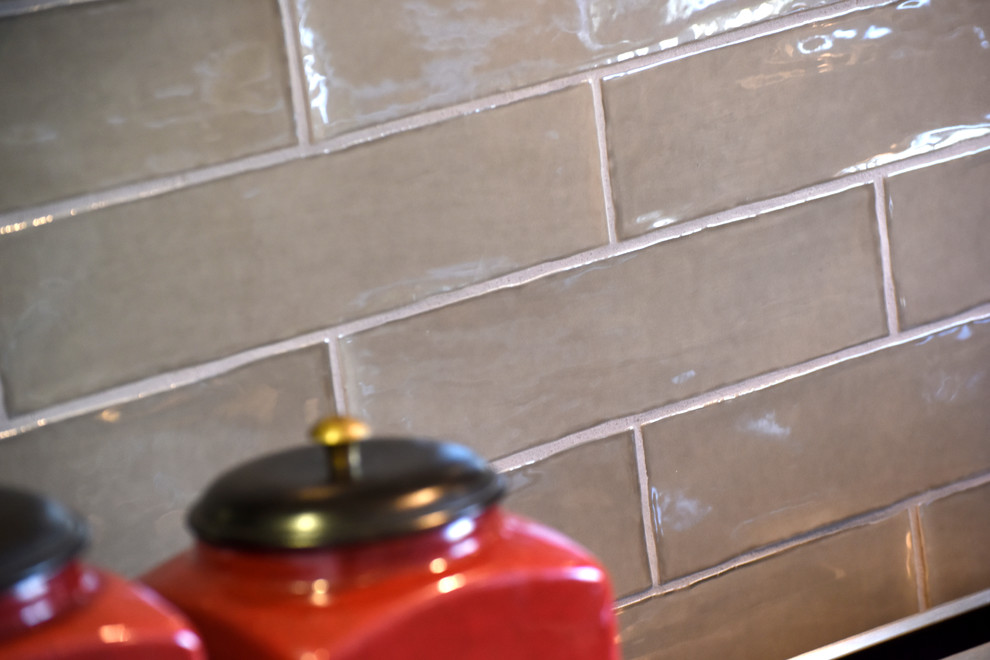 Inspiration for a transitional kitchen remodel in Orange County