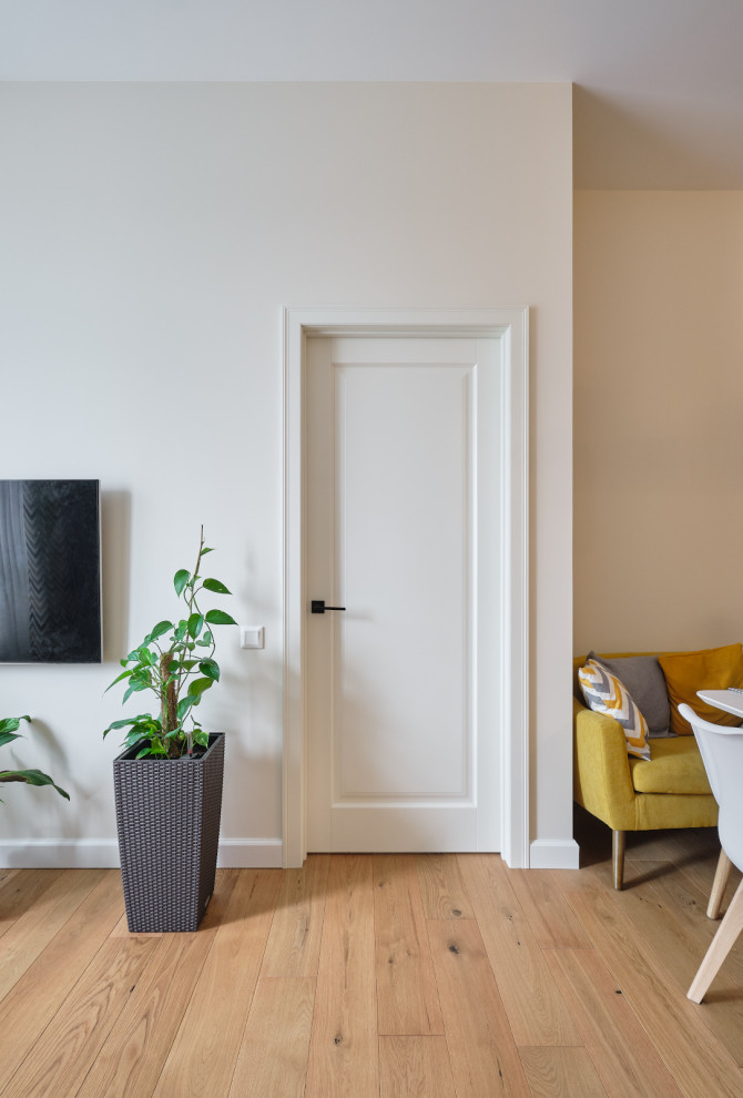 Кантри Г-2 Ral 9010 в квартире современного стиля